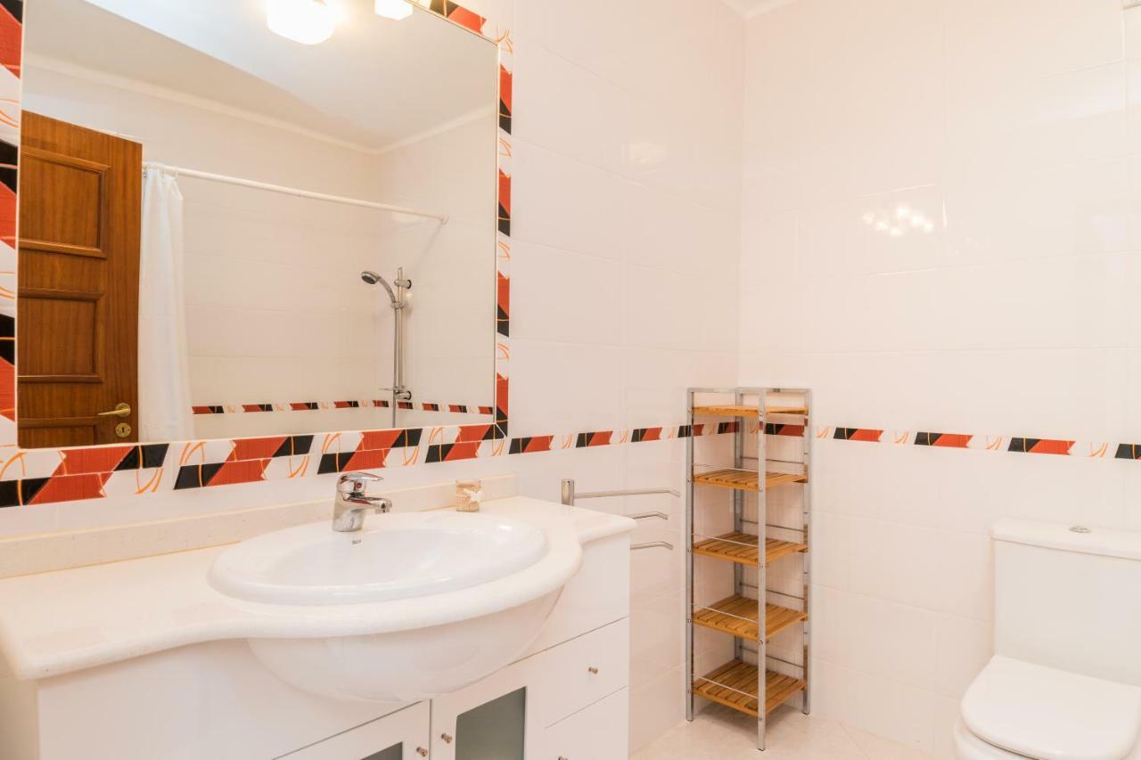 אלבופיירה Great S.Rafael Aprt. Walking Distance To The Beach מראה חיצוני תמונה